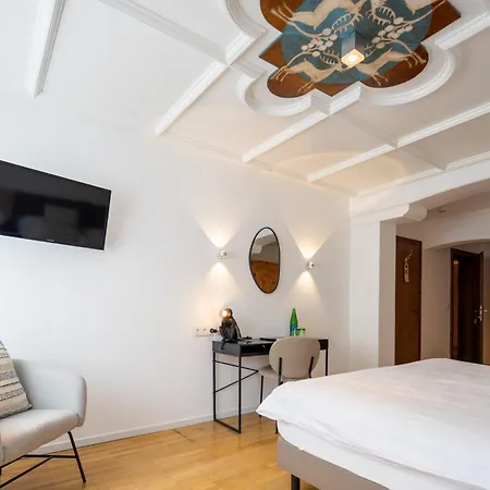 Q! Maria Theresia 4* Кіцбюель