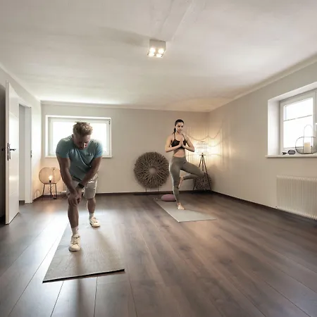 Готель Q! Maria Theresia