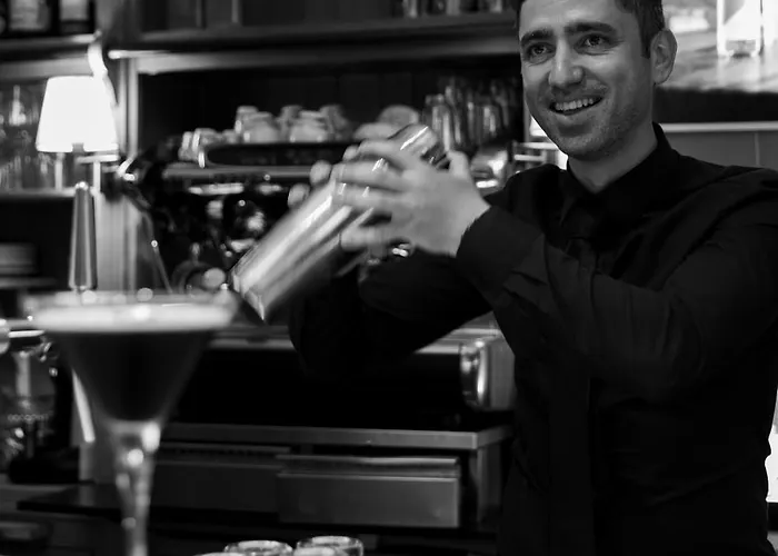 Q! Maria Theresia Отель