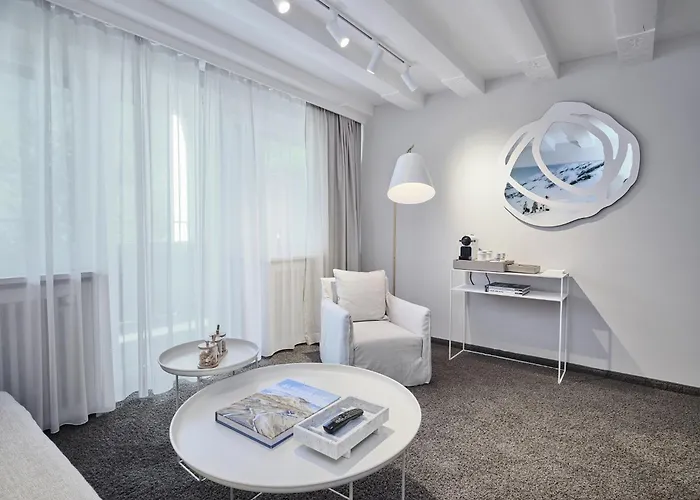 Q! Maria Theresia 호텔 4*