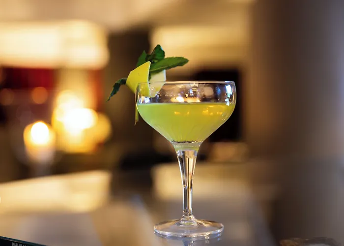 كيو! ماريا تيريزيا 4*