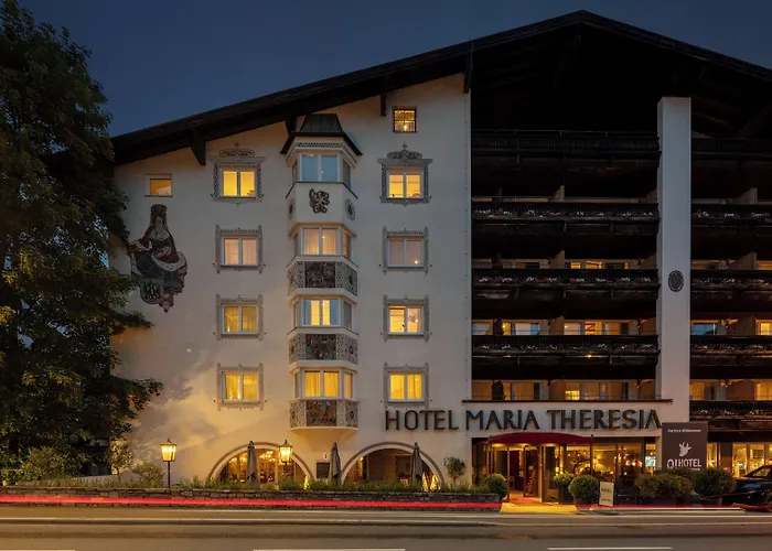 Q! Maria Theresia 키츠부헬