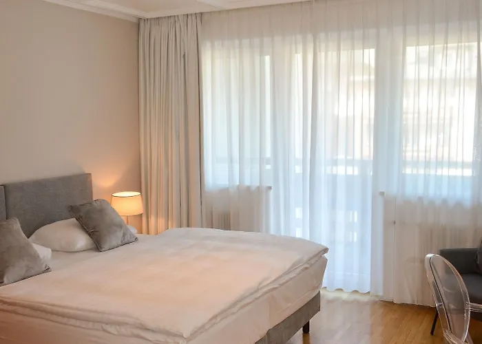 Q! Maria Theresia Kitzbuhel