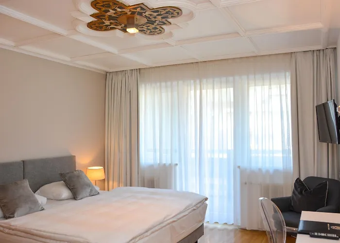 Q! Maria Theresia Hotel 4*