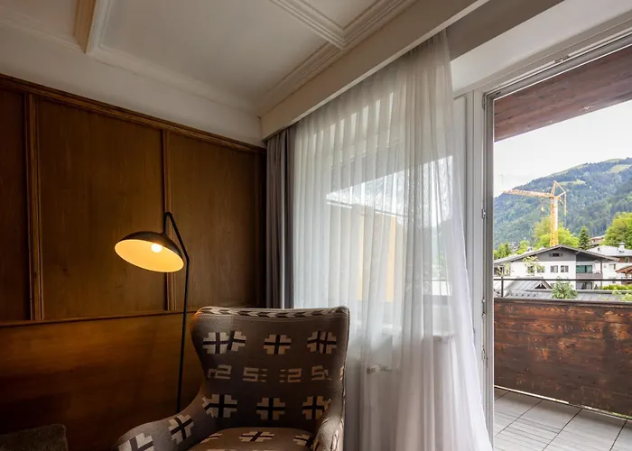 Hotel Q! Maria Theresia 4*