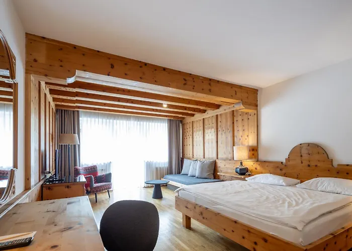 Hotel Q! Maria Theresia 4*