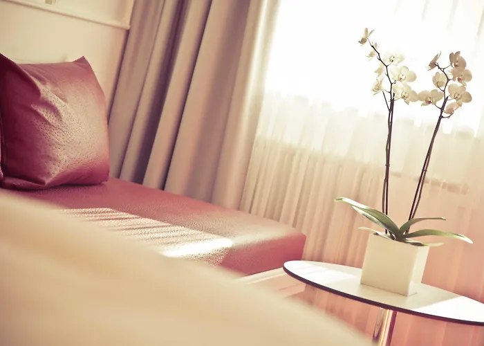 Q! Maria Theresia Hotel 4*