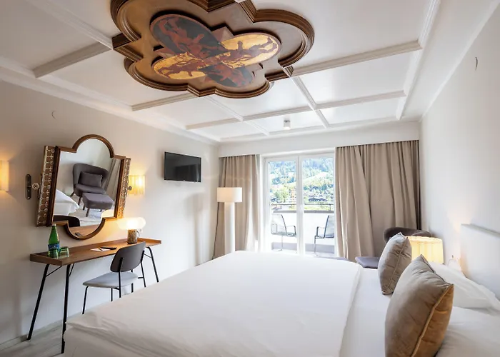 Hotel Q! Maria Theresia 4*